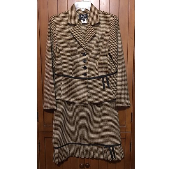 Sweet Suit Petite 2 pc Womens Suit Blazer Ruffed Skirt Houndstooth Size … - Picture 1 of 6